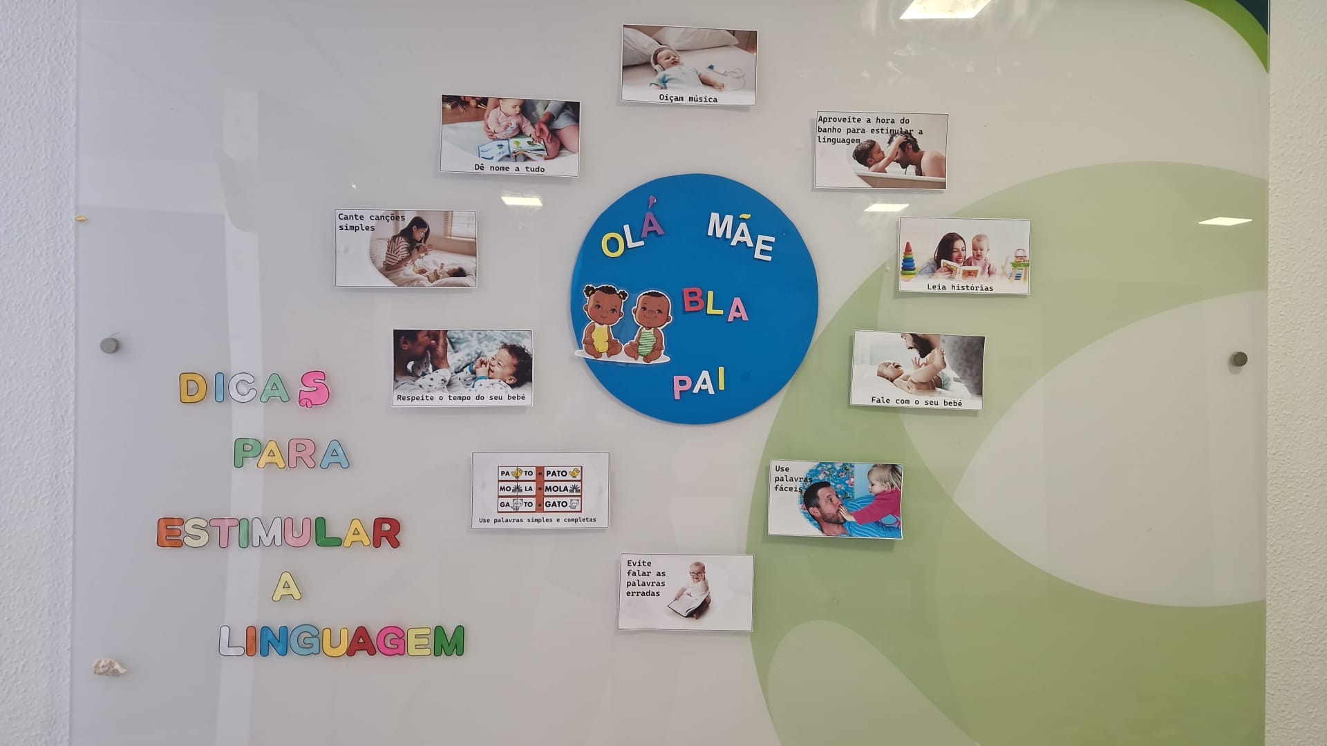 A comunicação entre as crianças e os pais é essencial para estimular a linguagem do seu filho.